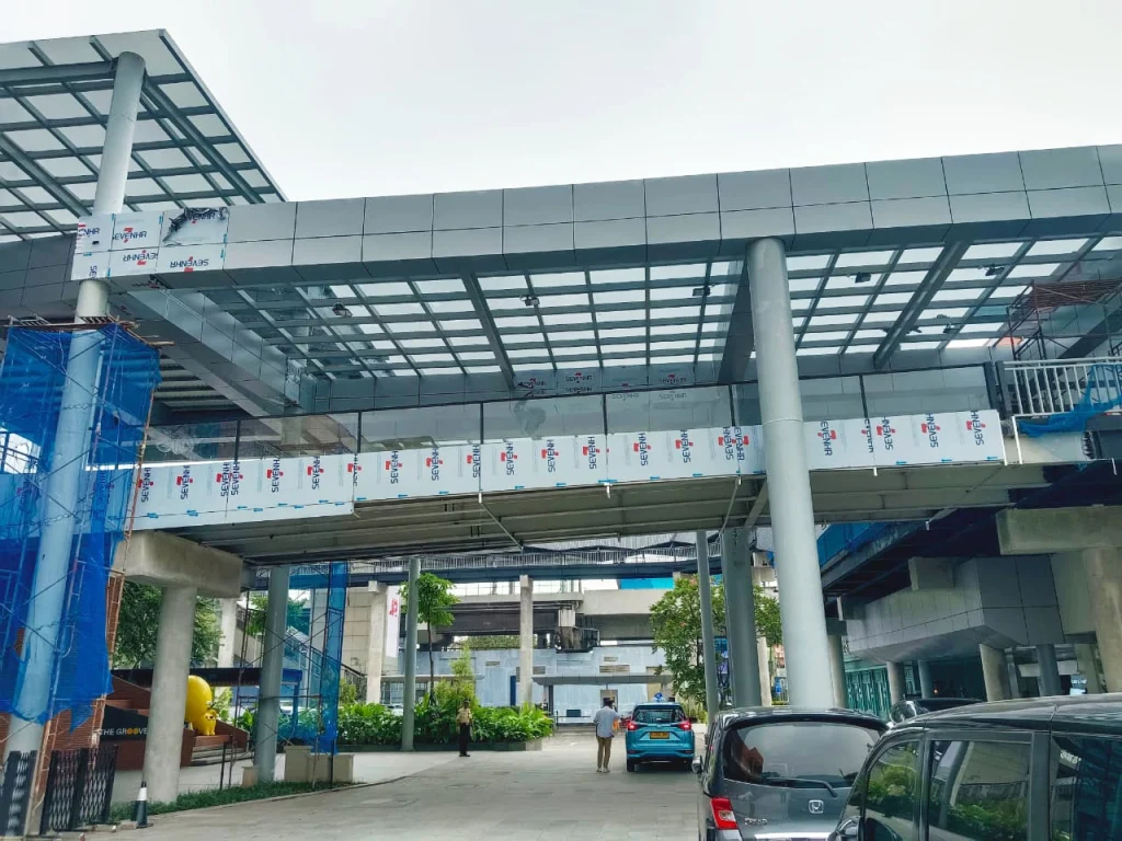 Sevenhr - La Piazza Summarecon Kelapa Gading