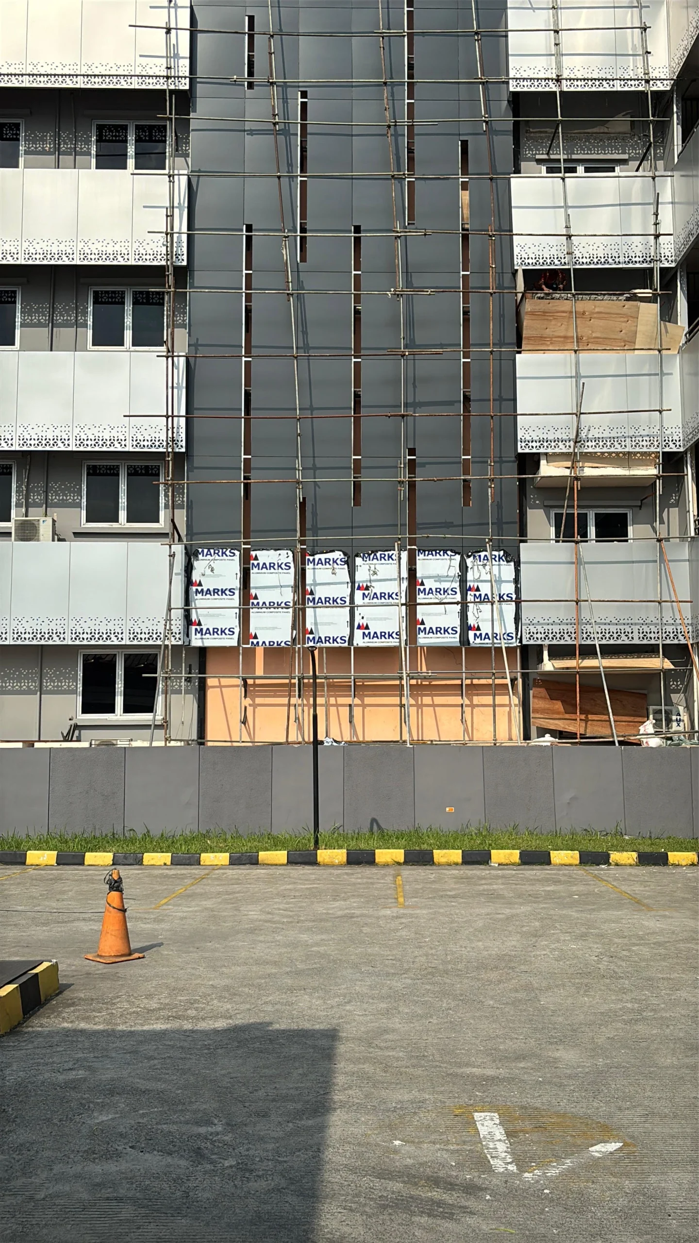 Marks Acp - Proyek Universitas Pamulang - Tangerang