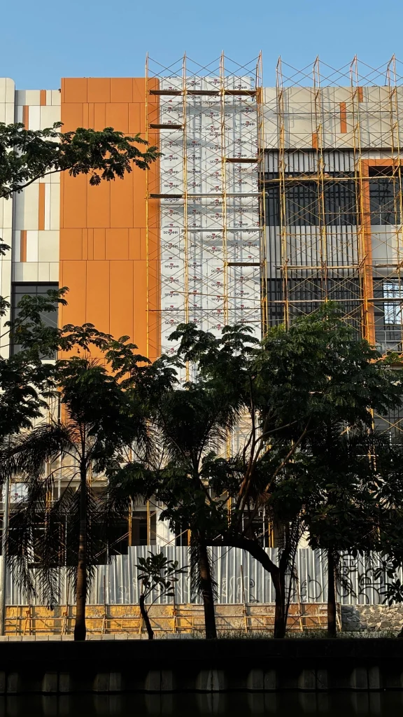 Sevenhr - Grandmet Avenue Bekasi