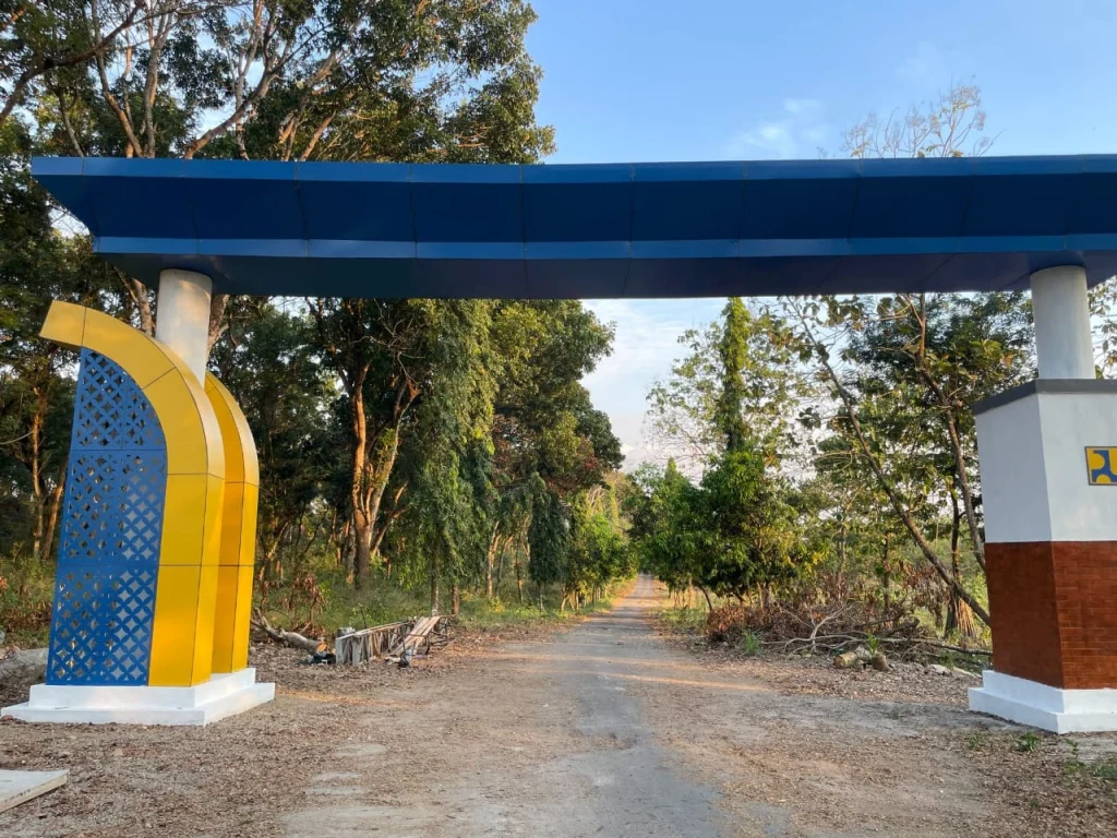 Marks Acp - Gapura Waduk Kedungbrubus, Area Perhutani, Dawuhan, Pilangkenceng, Kab. Madiun